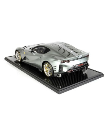 Ferrari 812 Competizione 1/12 scale model Faites des économies