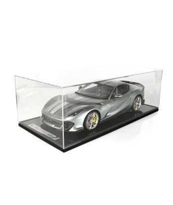 Ferrari 812 Competizione 1/12 scale model Faites des économies