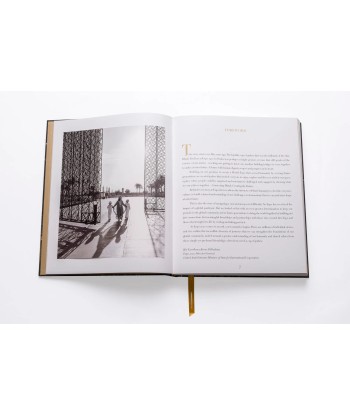 Book Expo 2020 Dubai The Definitive Edition: Impossible Collection 50-70% off 