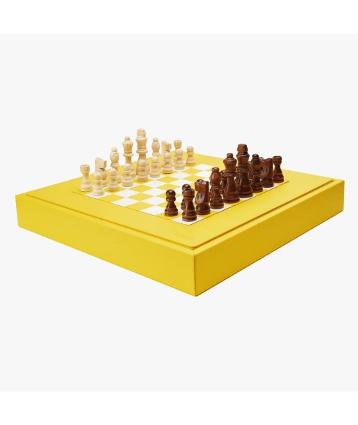 Lemon Yellow Chess Set ou a consommer sur place