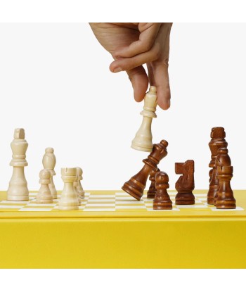 Lemon Yellow Chess Set ou a consommer sur place