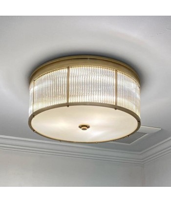 Allen Large Round Brass Ceiling Light suggérées chez