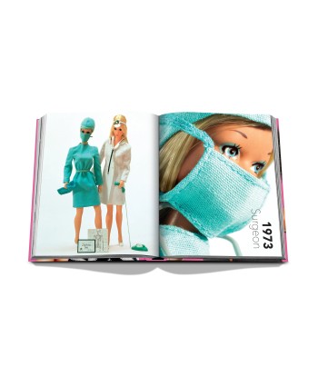 Barbie book Pour