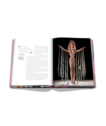 Barbie book Pour